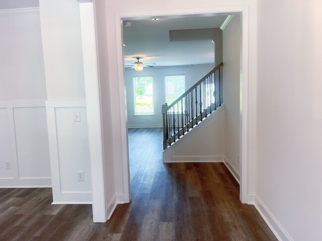 Building Photo - 3796 Lockaby Way