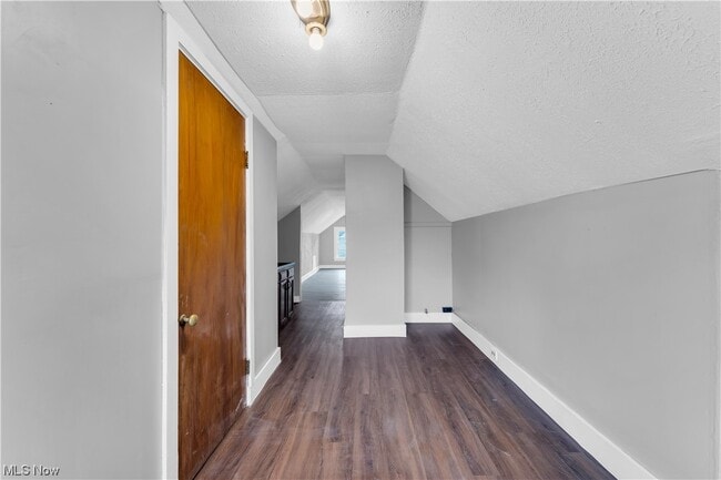 Building Photo - 3319 W 111th St