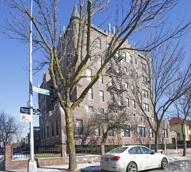 Foto del edificio - 45 Falmouth St