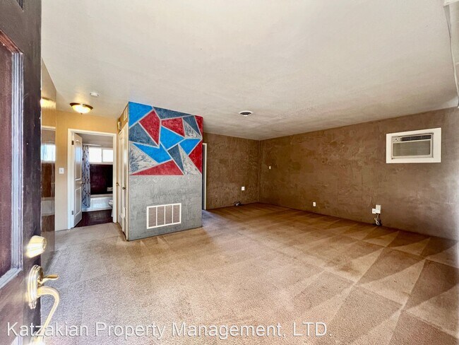 Building Photo - 2 br, 1 bath House - 19 W. Ingram Street