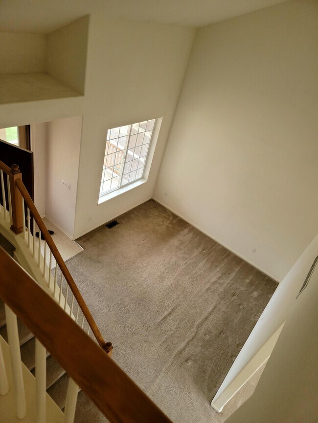 Building Photo - 1405 Mulberry Ln