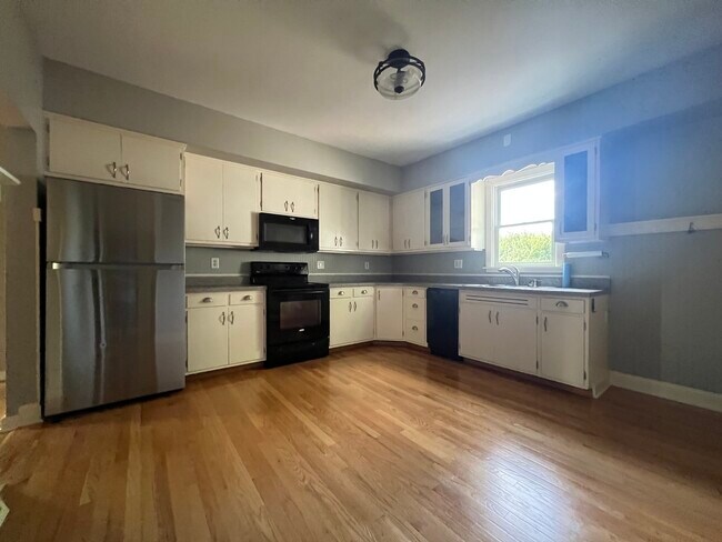 Foto del edificio - 219 Webster St