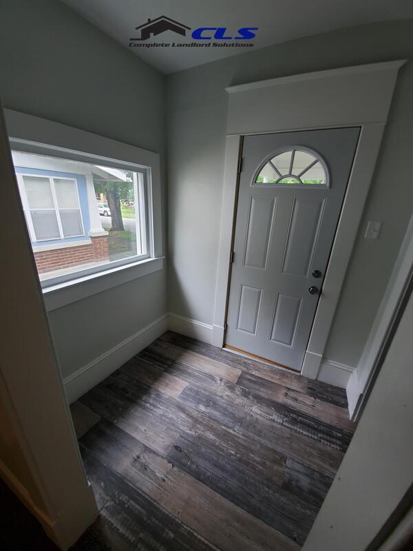 Building Photo - 1452 S 9th St