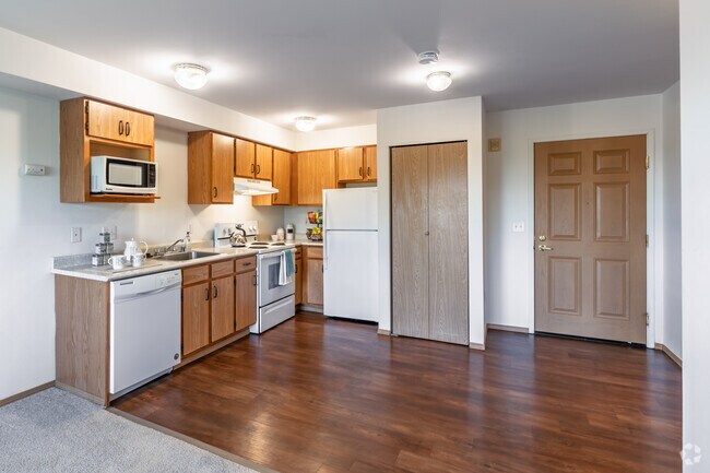 1 habitación, 1 baño - 545 pies cuadrados - Cocina - Vintage at Holly Village Seniors