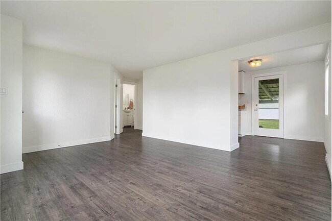 Foto del edificio - 3424 W Princeton Ave
