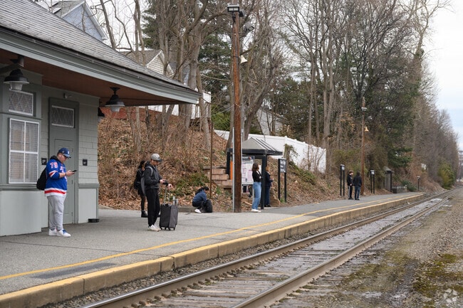 New Milford commuters can make use of the River Edge train station to get to the city.
