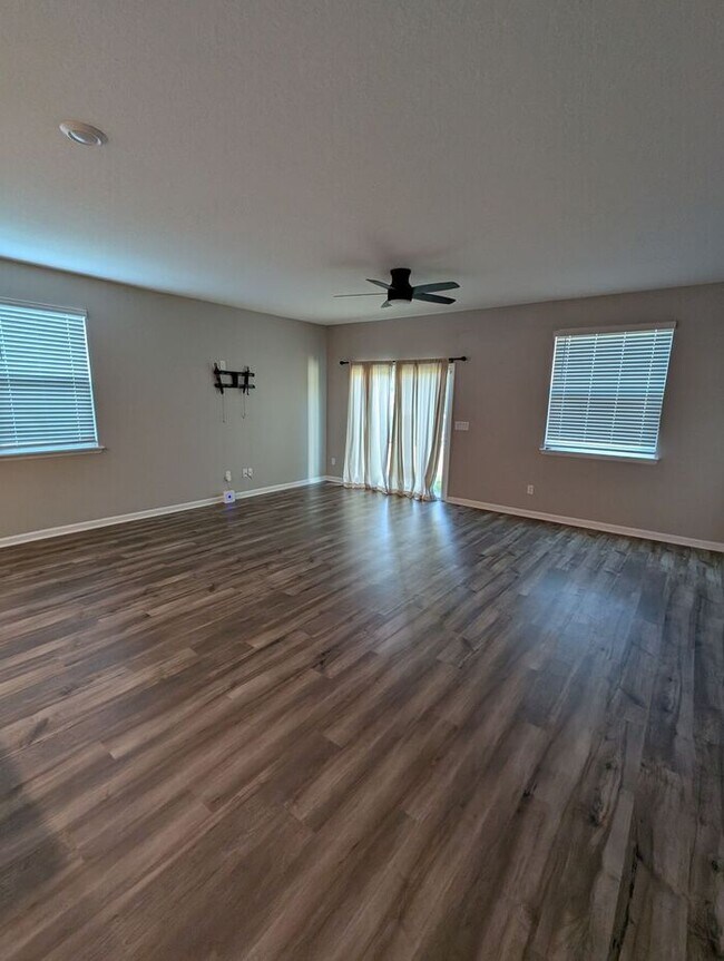 Building Photo - 131 Great Star Ct