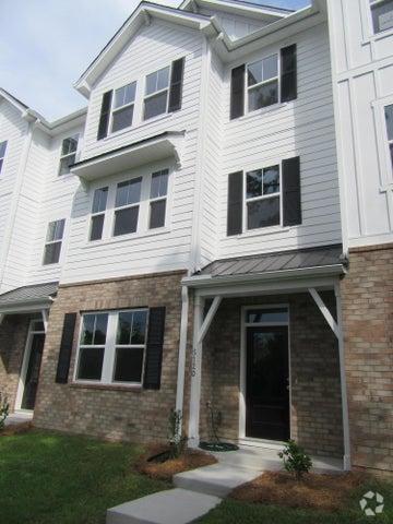 Building Photo - 5120 Double Eagle Lp