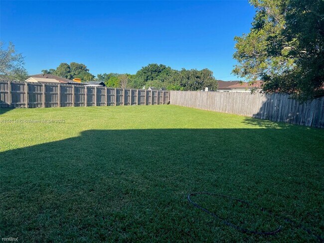 Foto del edificio - 4 br, 3 bath House - 12251 SW 221st St