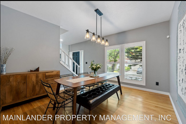 Building Photo - 4 br, 2.5 bath House - 5172 GREENSBOROUGH CT