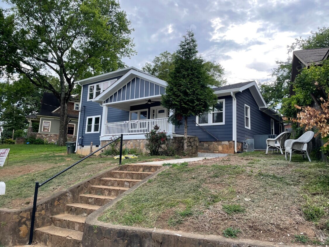 Primary Photo - 1110 Mississippi Ave