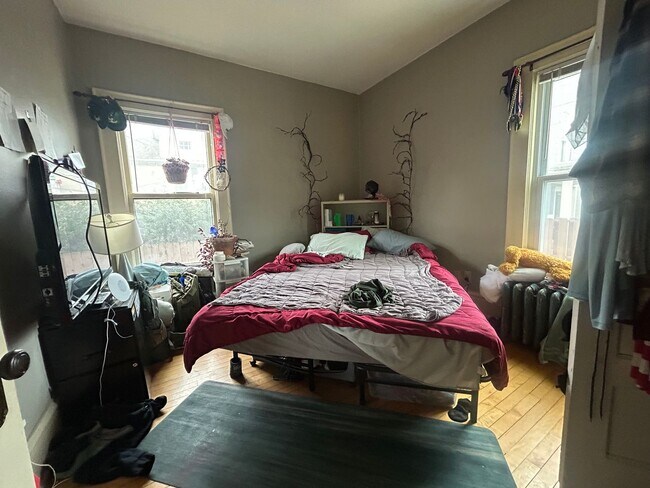 Foto del edificio - 2312 E Park Pl