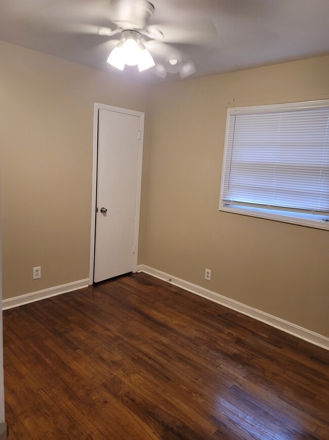 Building Photo - 1118 Cynthia Dr