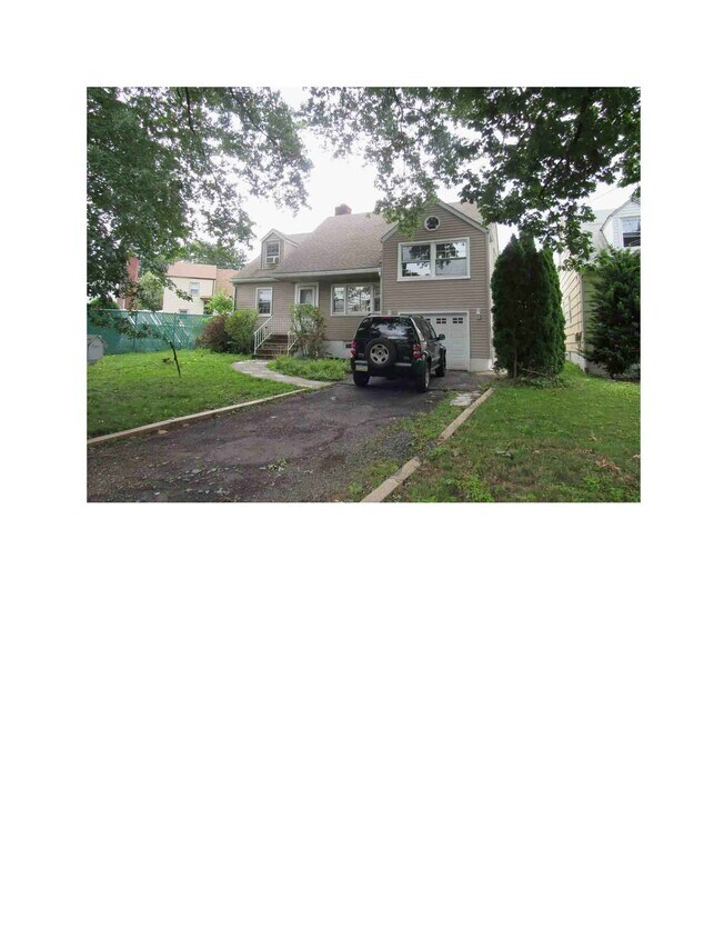 Foto principal - 1118 Magie Ave