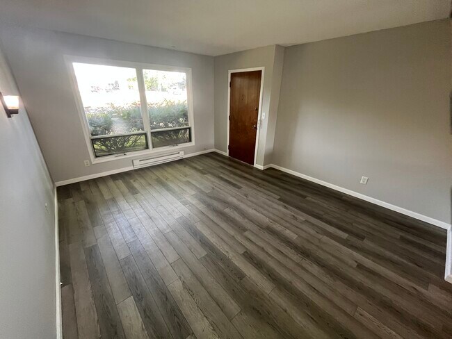 Foto del edificio - 6115 W 25th St