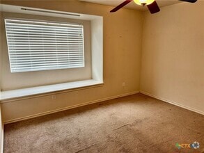 Building Photo - 130 Cedargrove