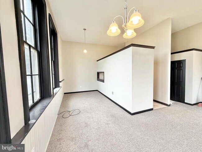 Foto del edificio - 745 Manor St