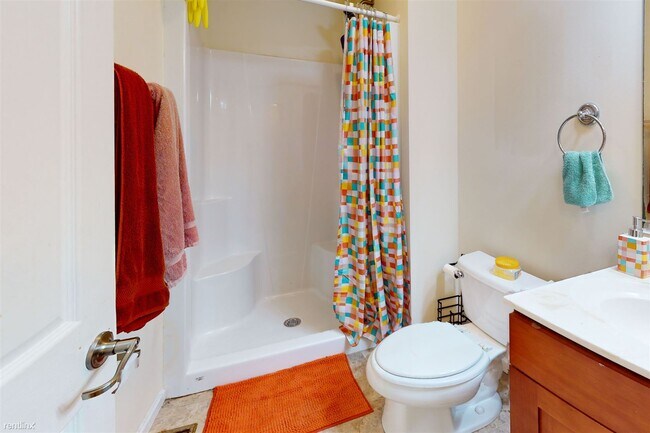Building Photo - 5 br, 3 bath Duplex - 1923 N 18TH ST Unit 102