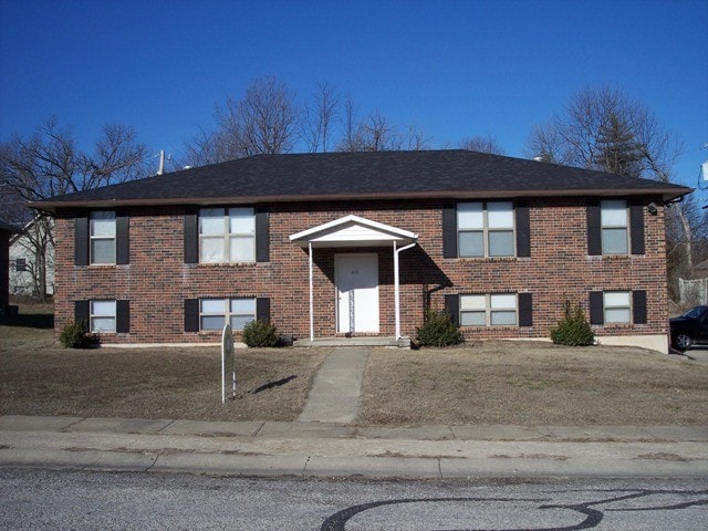FRONT - 419 Windy Way