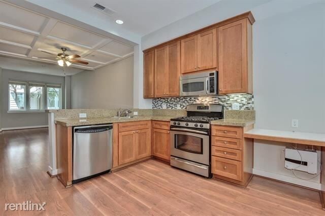 Foto del edificio - 4 br, 2.5 bath Townhome - 239 Grayson Terrace