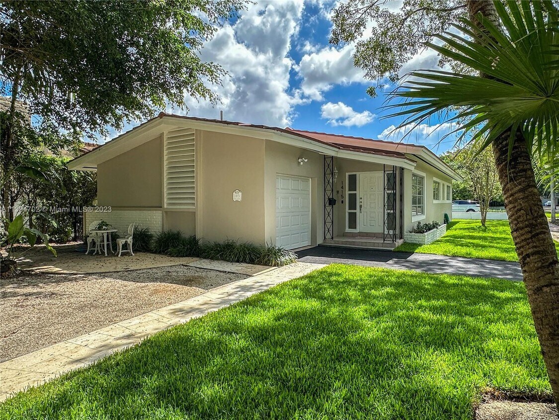 Foto principal - 1415 Genoa St