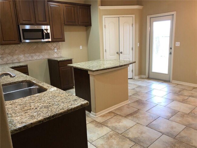 Building Photo - 1930 Barlow Trail