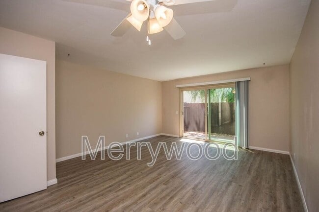 Foto del edificio - 2585 Jefferson St