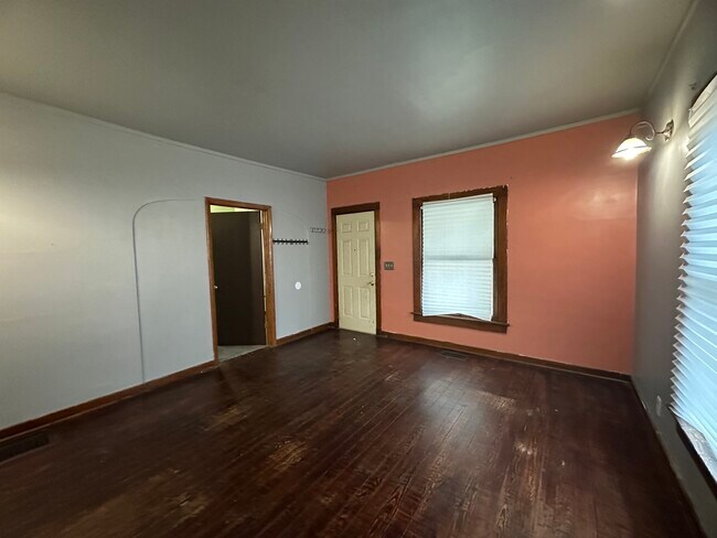 Foto del edificio - 101 S Buchanan St