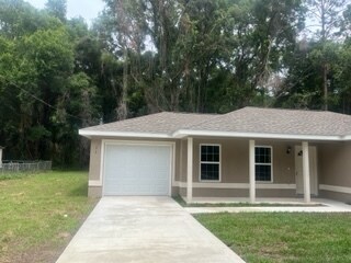 Primary Photo - 11 Sequoia Loop Ln