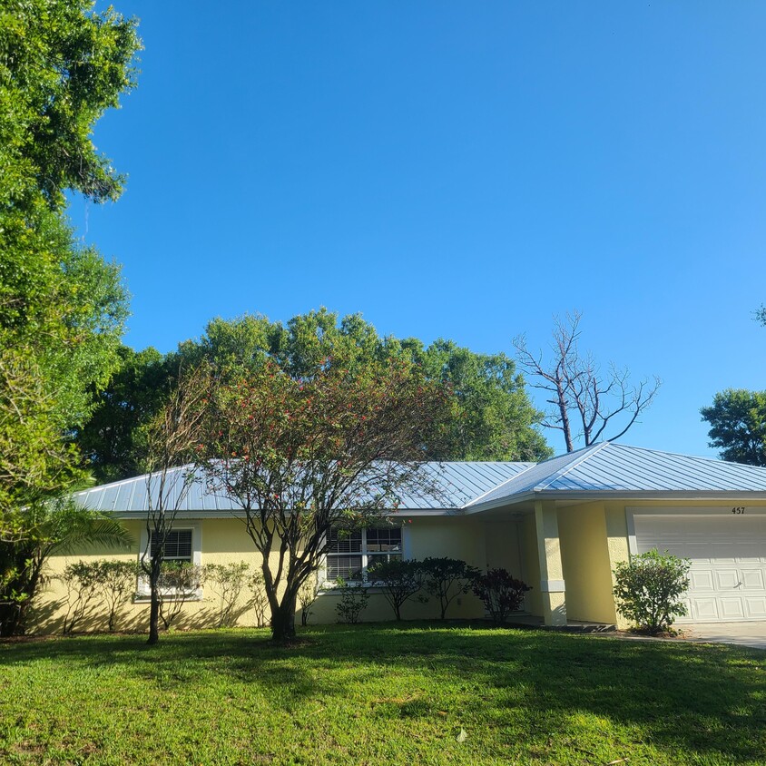 Primary Photo - 457 Lighthouse Ave