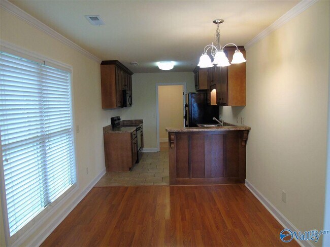 Foto del edificio - 5157 Maysville Rd