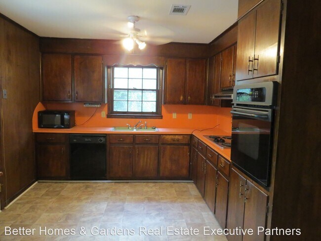 Building Photo - 3 br, 2 bath House - 435 Pleasant Home Road