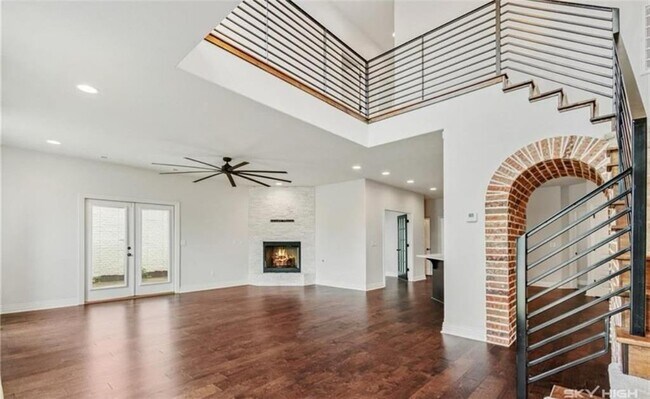 Foto del edificio - 546 N Salem Rd