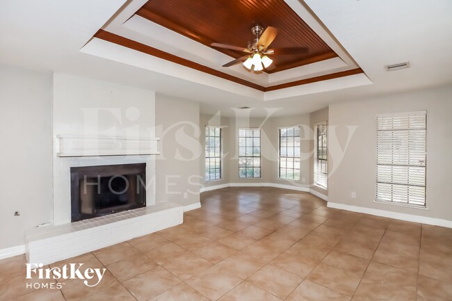 Building Photo - 6611 Gleneagles Dr