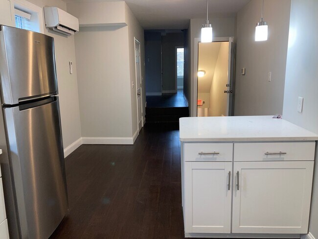 Foto del edificio - 2225 W Thompson St