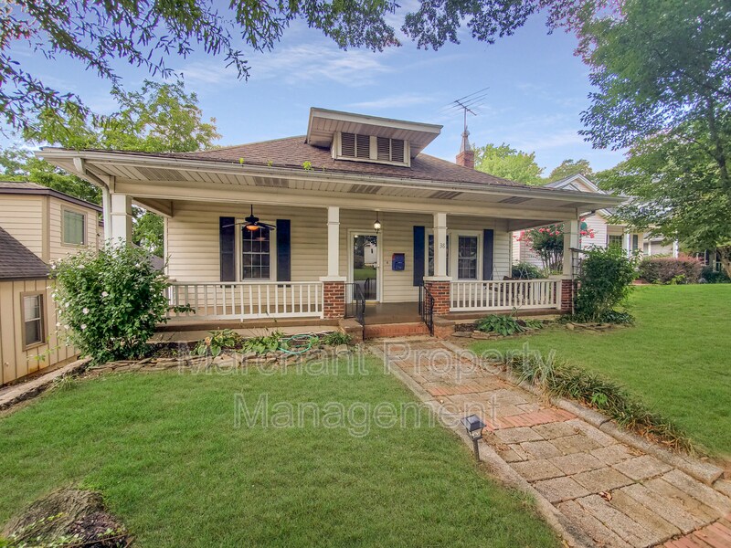 Foto principal - 38 Keowee Ave