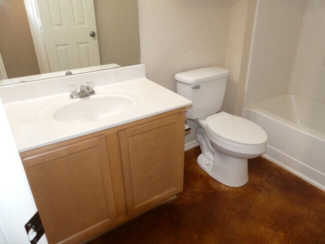 Foto del edificio - NEW ON MARKET