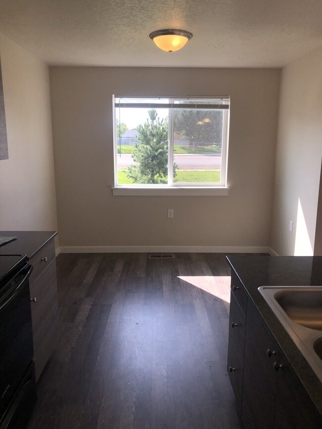 Initial Point Apartments Kuna, ID