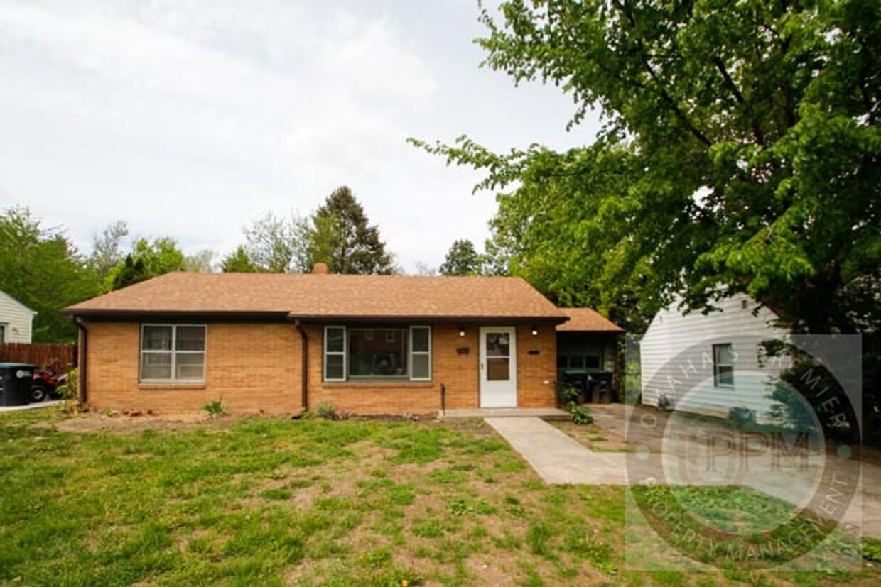 Discover this 3-bedroom, 1-bath home in Omaha, NE, - Discover this 3-bedroom, 1-bath home in Omaha, NE,