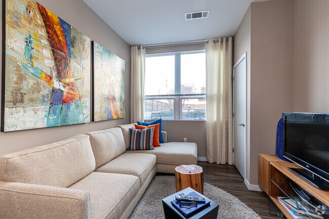 1HAB, 1BA - A2 - 640 ft² - - The Haven on College