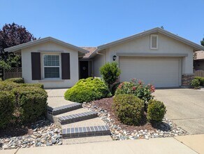 Building Photo - 398 Marigold Ln