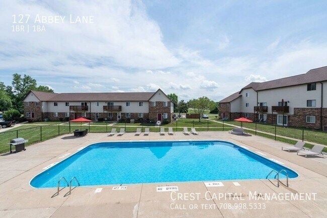 Foto del edificio - Charming Two-Bedroom Two Bathroom Apartment in Prime Chesterton Location!