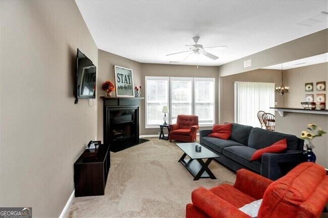 Building Photo - 1656 Granville Ct