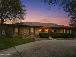Building Photo - 232 Thibodeaux Dr