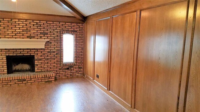 Foto del edificio - 534 Post Oak Ln