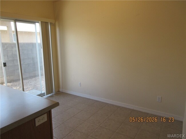 Building Photo - 3279 N Eagle Rock Rd