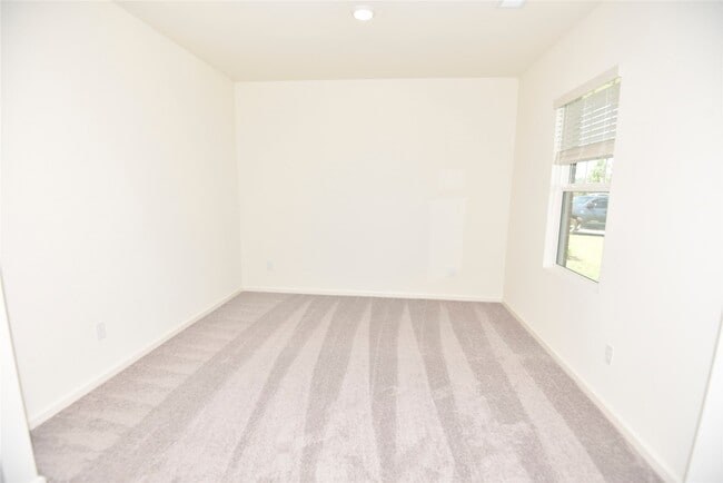 Foto del edificio - 21650 Cottage Ln