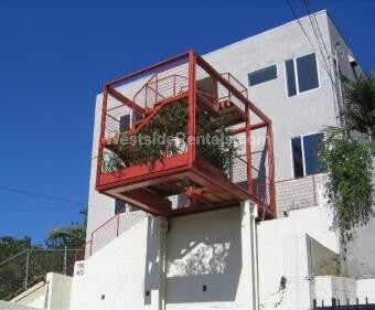 Primary Photo - 160 Douglas St