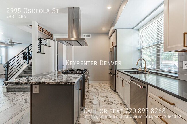 Building Photo - Luxury 4-Bedroom Home with Modern Amenitie...
