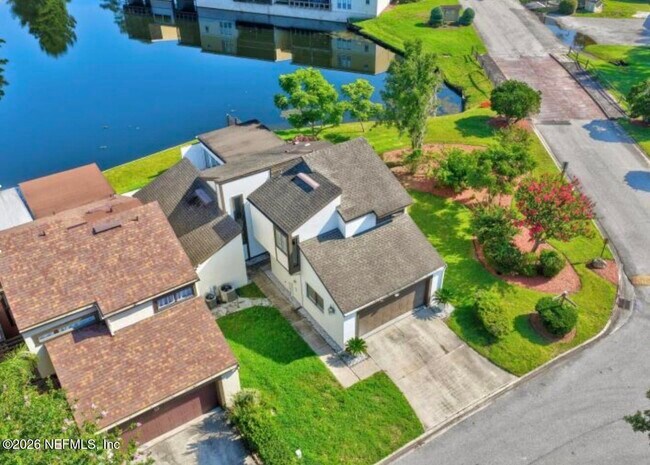 Foto del edificio - 7812 Linkside Dr